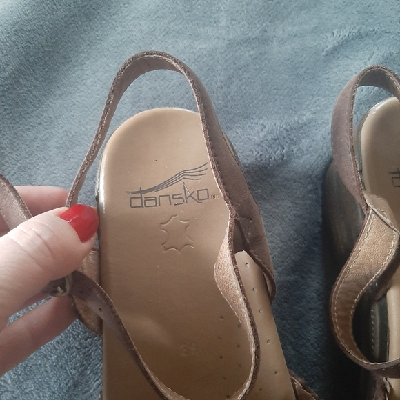 Dansko Brown Leather Sandals - Picture 5 of 6